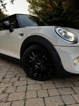 Mini Cooper S (2018) – 192 koní - 8