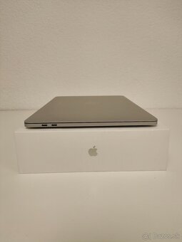 MacBook Pro 2019 | i5 • 8GB • 256GB SSD - 8