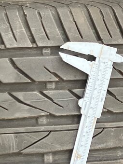 Predám 4ks pneu 225/50 R17 98V - 8