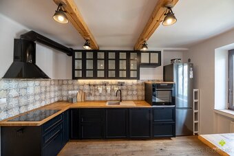 Veľkometrážny 3 izbový byt Staré sídlisko Prievidza 90 m2 lo - 8