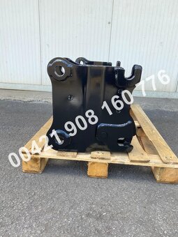 Nový rýchloupínač + paletizačné vidly na JCB 3/4CX traktorba - 8