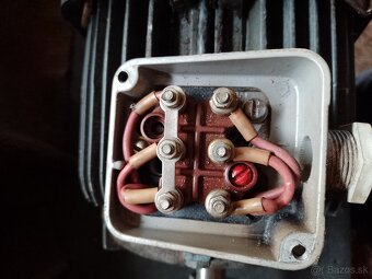 Predám lacno 4kw elektromotor. - 8