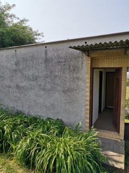 Murovaná, suchá, s príjazdom ku chatke - 8