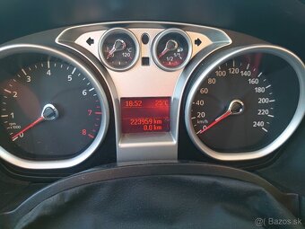 Ford Focus C-Max 1.8 benzin - 8