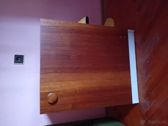 Čalúnená posteľ - 8