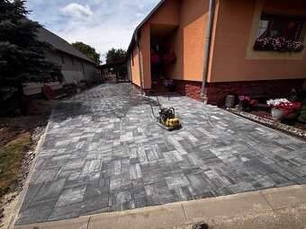 ZEMNÉ, VÝKOPOVÉ A STAVEBNÉ PRÁCE – NA KĽÚČ - 8