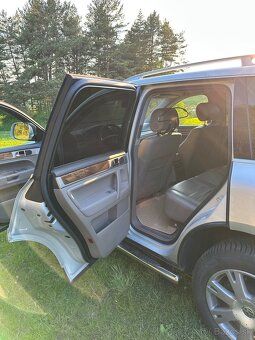 Volkswagen Touareg 3.0 TDi - 8