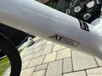 dámsky Specialized Pitch velkost M Nový 27.5 - 8