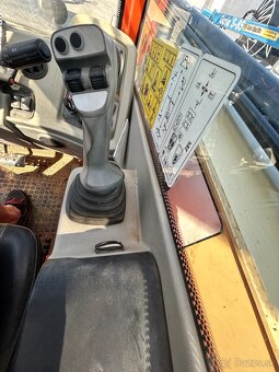 Teleskopický manipulátor JLG 3614RS - 8