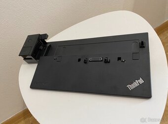 Predám dokovaciu stanicu na notebooky Lenovo Thinkpad Pro - 8
