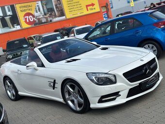 MERCEDES SL550 AMG - 8