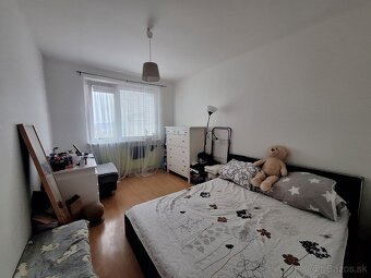 3 izbový byt s balkónom v príjemnom a pokojnom prostredí - 8