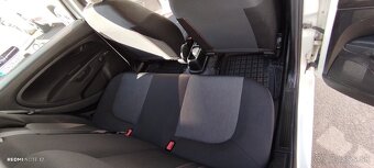 Fiat Punto 1.2 benzin predam - 8