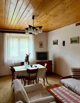 Predaj rodinného domu s veľkým pozemkom v obci Turček - 8