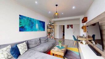 Moderný 3-izbový byt s balkónom a veľkou pivnicou v centre N - 8