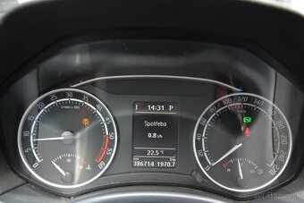 Škoda Octavia RS 2.0 TDi 125kw DSG - 8