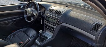 Škoda Octavia Combi 2.0 TDI CR Elegance Možný Leasing - 8