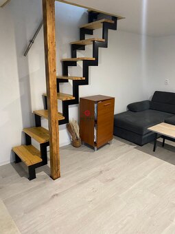 NOVOZREKONŠTRUOVANÁ POSCHODOVÁ CHATA – MEDVEDIA HORA, ZEMPLÍ - 8