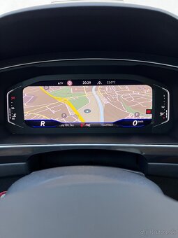 VOLKSWAGEN TIGUAN PANORÁMA / IQ LIGHT / 3xR-LINE / HEAD UP - 8