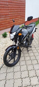 Honda 125 cbf - 8
