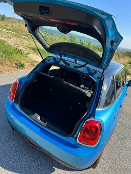Mini Cooper Hatchback 1.5 TwinPower Turbo 6.st. manuál - 8