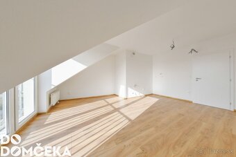 DO DOMČEKA | Jedinečný svetlý byt s panoramatickým výhľadom - 8