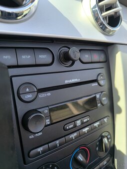 Ford Mustang GT/CS 2007 - 8