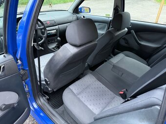 ŠKODA OCTAVIA KOMBI 1.6 benzín - 8