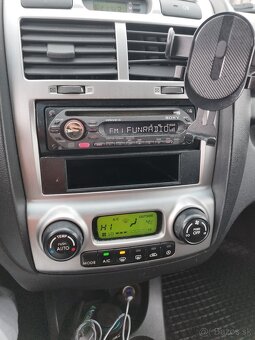 Kia Sportage 2,0 CRDI 4x4 - 8