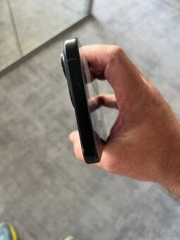 iPhone 15 Pro Max, čierny titan - 8