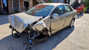 Volkswagen Jetta 1,6i 75kw - 8