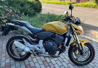 Honda Hornet 600 - 8