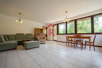 NOVINKA V PONUKE  Rodinný dom s dvomi samostatnými bytovými - 8