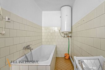 ALL INCLUSIVE I 2GENERAČNÝ RD S BALKÓNOM, S GARÁŽOU A ZÁHRAD - 8