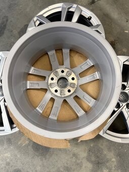 Hliníkové disky 5x112 R17 Audi A3 , Golf, Passat, Superb - 8