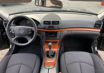 MERCEDES-BENZ E TRIEDA SEDAN 220 CDI ELEGANCE - 8