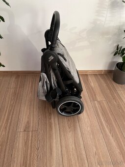Britax Römer kočík B-Agile R - 8