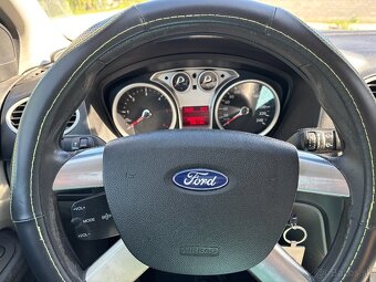 Ford Focus - 8