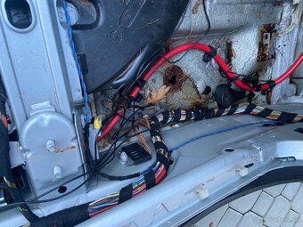 Karoséria BMW E46 cabrio 330ci - 8