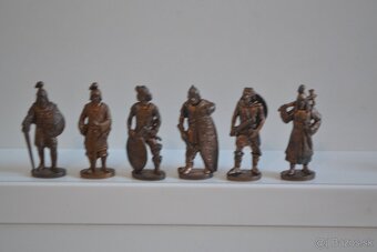 KINDER Kovove. - 8