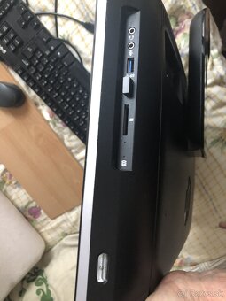 Predám plne funkčný kompaktný počítač HP Pro 3520 - 8