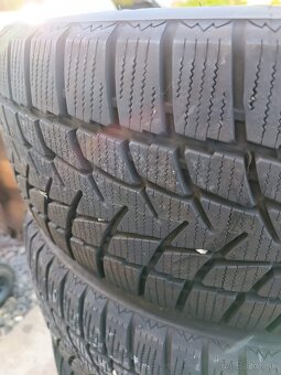 Zimne pneumatiky 215/60R16 - 8
