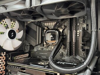 i7 11700K\64GB\RTX 3080\SSD\750W Zdroj - 8