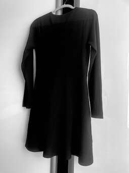 Armani Exchange šaty - nové - - 8