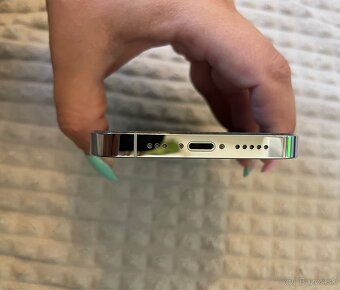 Predám iPhone 14 PRO Silver 128GB - 8