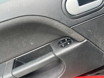 Ford fiesta - 8