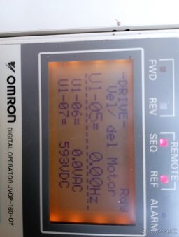 Frekvenčný menič Omron , 3fazovy, 7,5kw 400v - 8