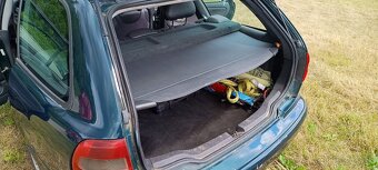 volvo v40 - 8