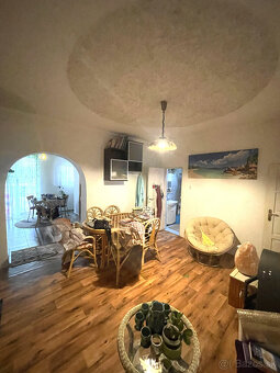 MH284- Na predaj útulný 4 izbový rodinný dom v Komárne - 8