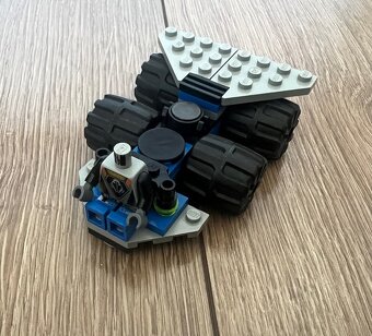 Lego UFO - 8